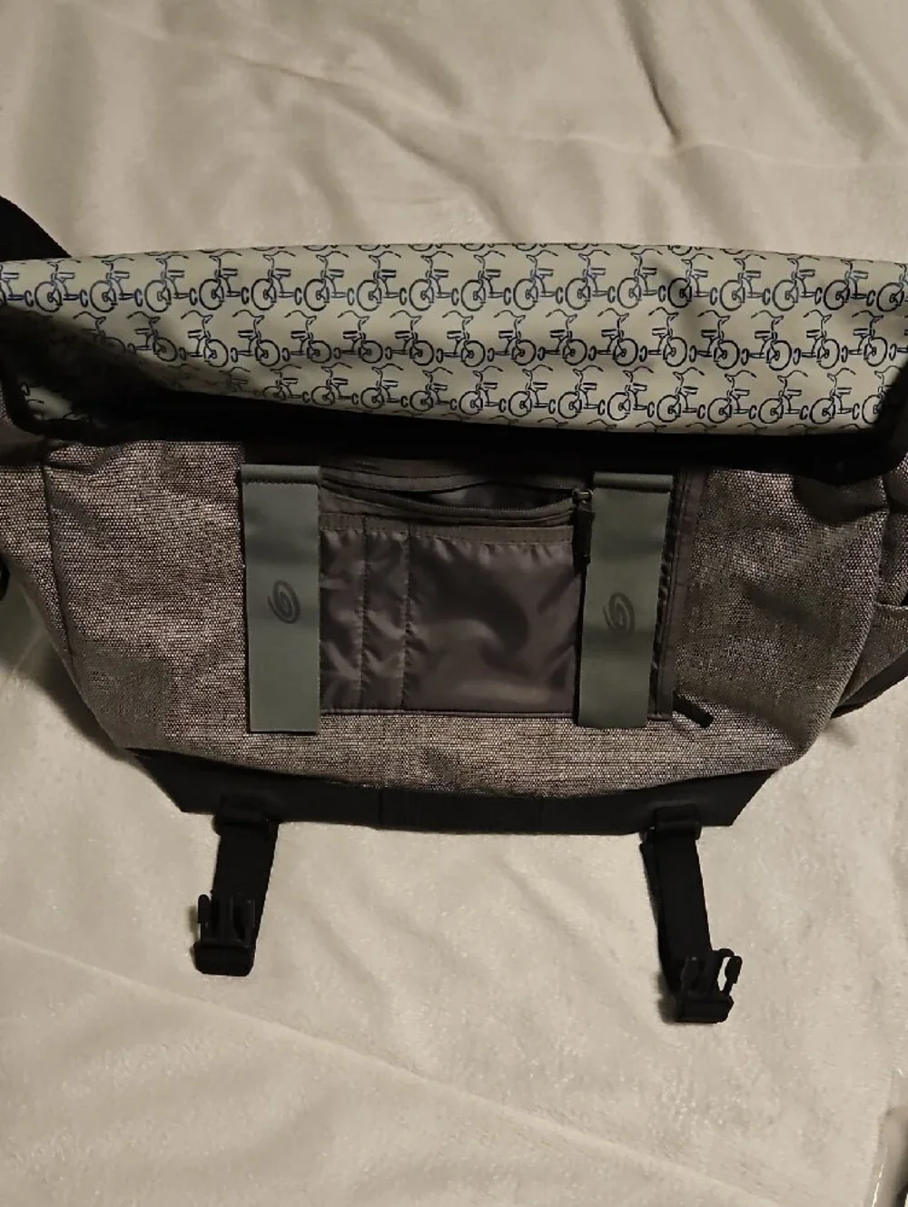 Timbuk2 Gray Messenger Bag with Navy Patch